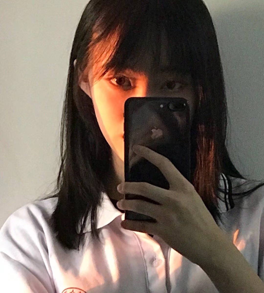 重磅首发 超美新人福利姬 樱狸子 高价定制露脸流出 图 01