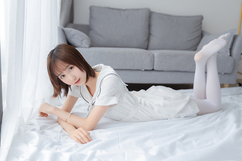 【无水印】喵糖映画 VOL.271 纯色白裙 [39P/112MB]