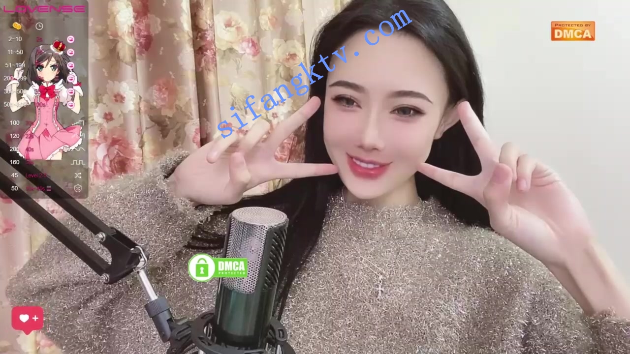 ❤❤❤颜值高的离谱 danceCoCo 各种发骚,诱惑~喷鼻血直播 图 01