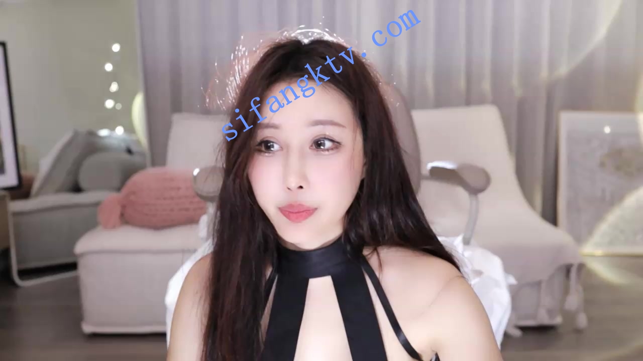 ❤❤❤原子弹来袭~ Anna-fay 韩式激情裸舞,各种道具喷水 图 08