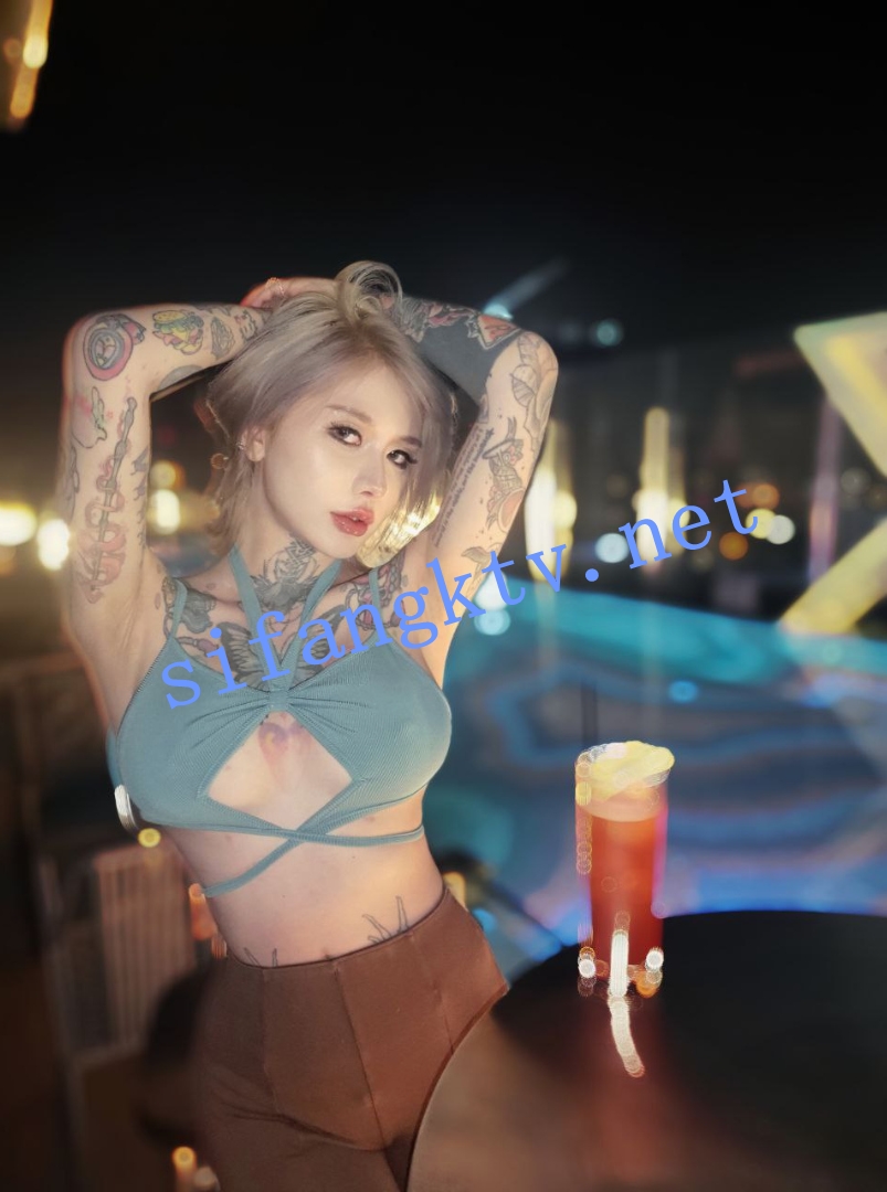 颜值巅峰白富美 Sexy chloe 龙猫夫妇 2023最新福利 图 03