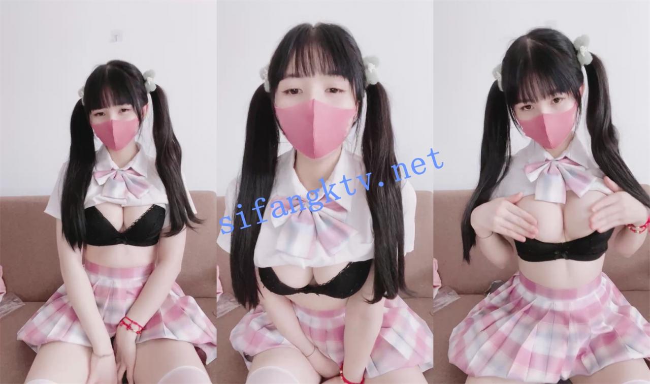 JK学妹装 漂亮白虎萝莉~ 牛奶煮萝莉 婴儿粉嫩穴~又嫩又骚 图 01