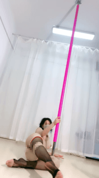 ♆ 生氣塔婆 骚舞御姐~钢管舞~高难度瑜伽混合~抠逼自慰~ 图 05