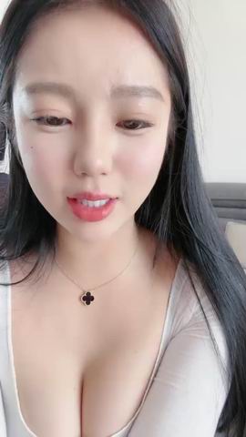 外表超甜颜值妹妹说话温柔床上诱惑贫乳多毛骚逼搔首弄… 图 06