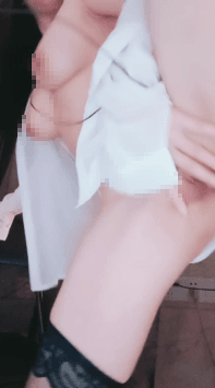 ♆♆ 姑奶奶 童颜巨乳女神~骚舞~抖动大奶~掰穴柔逼~过瘾~ 图 04