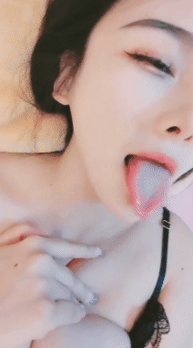 秒杀正规平台女神下海 青慕从山 逆天颜值好美 绝世美乳 图 02