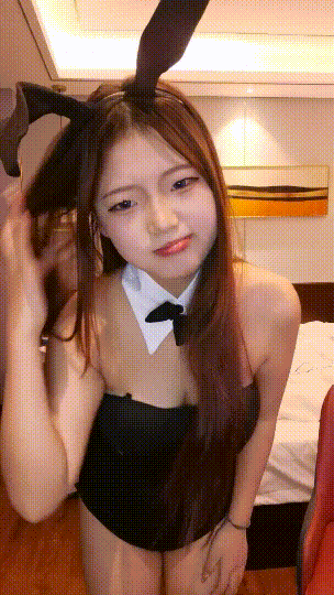 ⭐新晋大奶学妹~超清纯 大熊少女 自慰狂插~高潮失禁喷尿 图 01