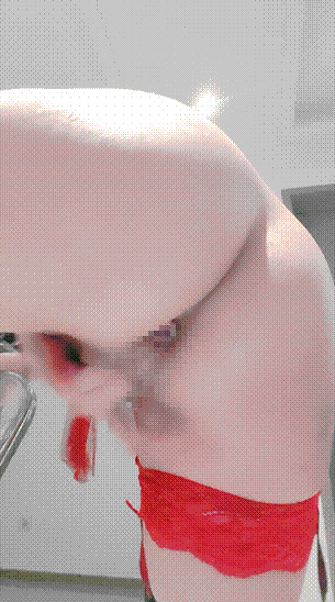 骚到极致!女淫魔! 雅典娜 对镜抠逼狂喷~浓稠粘液嘀嗒~ 图 02