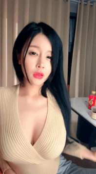 ♆ 霸氣白骨精 重磅! 年度最美女神下海~抠穴自慰~喷水~! 图 01