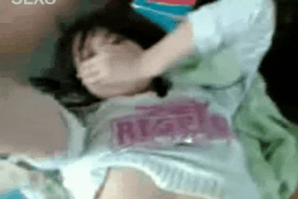 十几年前很火的武汉的教室做爱录像【1V/512m】夸克/百度