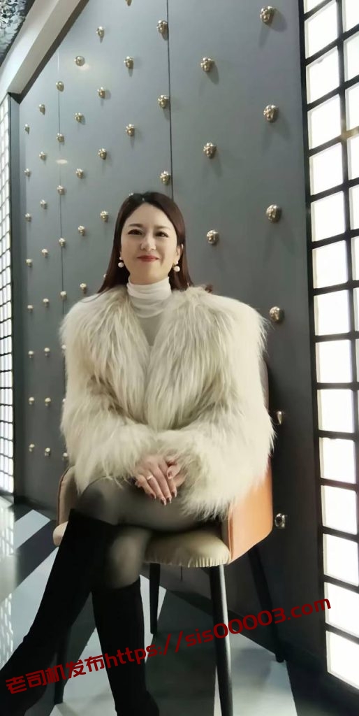 抖音 好运连连 良家丝袜高跟熟女 一对一 目前最大尺度【1V】【83M】