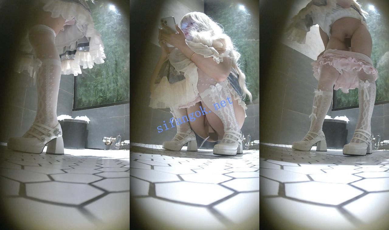 ❤️ 厕拍 多位极品白虎 小姐姐拉稀不擦屁股 图 03