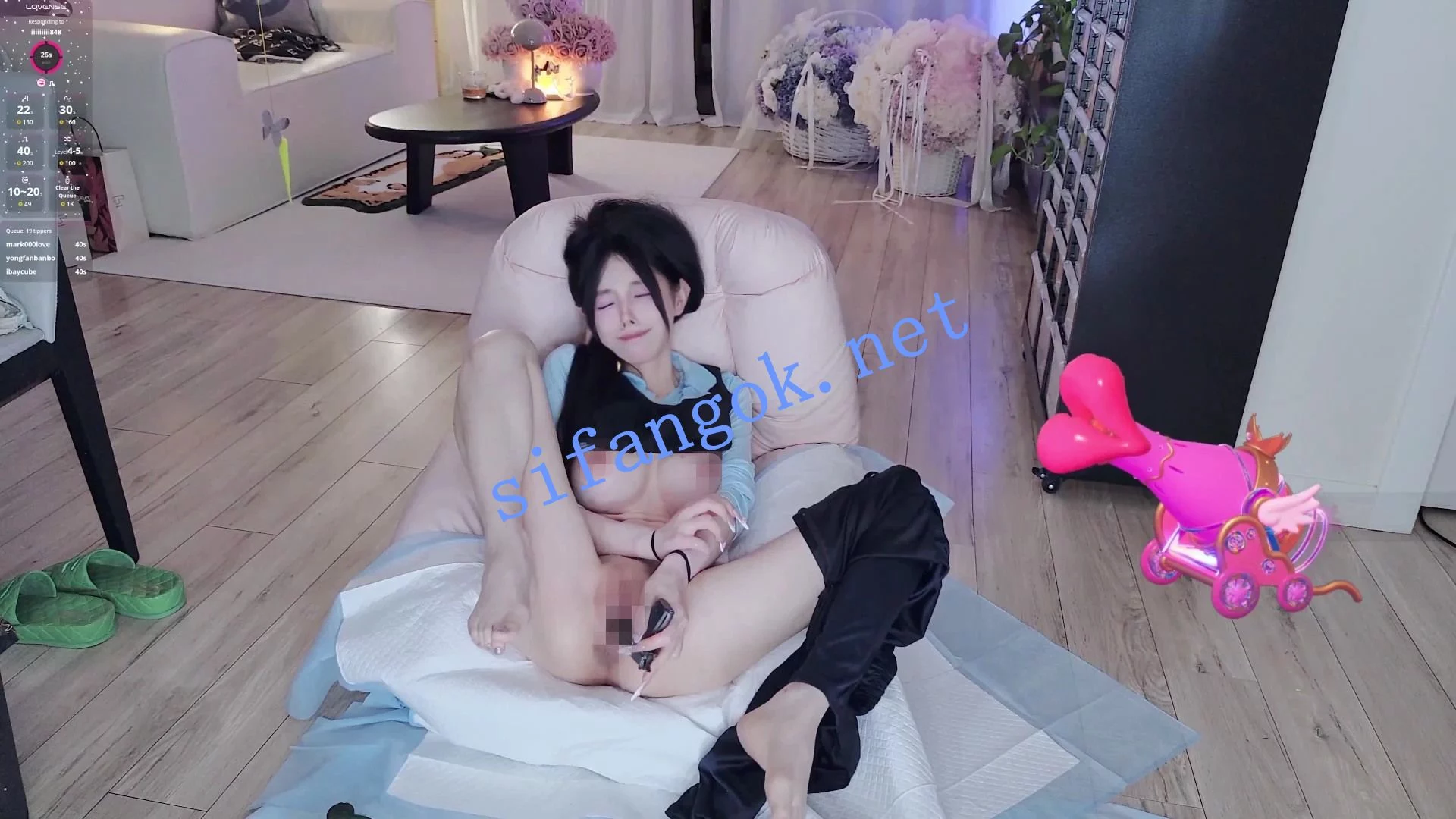✅ST开票 Mmian_6 女警被暴徒强奸道具枪插喷水大量骚话 图 04