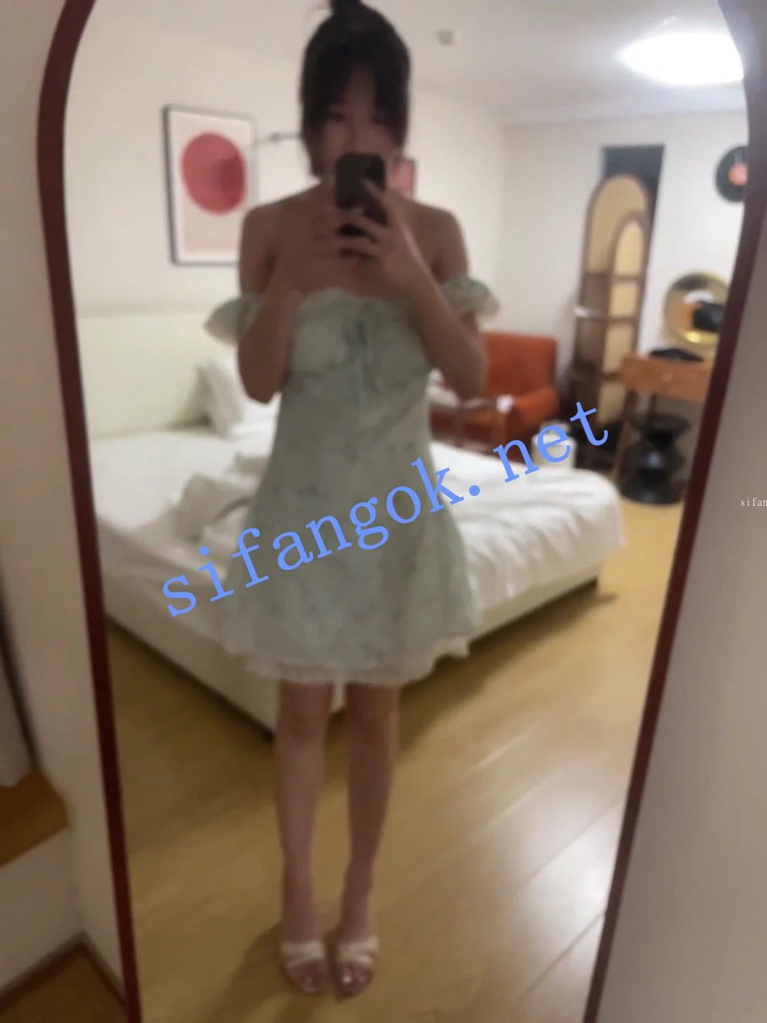 ✅ST开票 JUJU0616 高颜值大奶骚货全裸勾引听指挥抽插 图 02