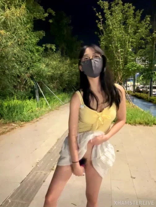 ,主播 【AUYBT-771 】美女公园里,马路边~车上~自慰 图 16