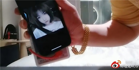 短發小蘿莉，校園女神大學生，粉嫩酥胸小翹臀後入