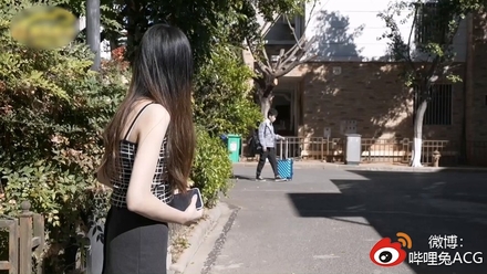 『姐姐的愛』寂寞姐姐發騷自慰隻好讓弟弟的大雞巴來滿足