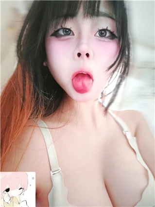 推特新晋大胸萌妹 诗小涵 Q弹大奶裸舞拉丝掰穴自慰 抖飞了 图 18
